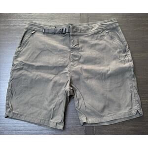 Prana Woman’s Size 36 Standard Fit Utility Hiking Shorts Brown